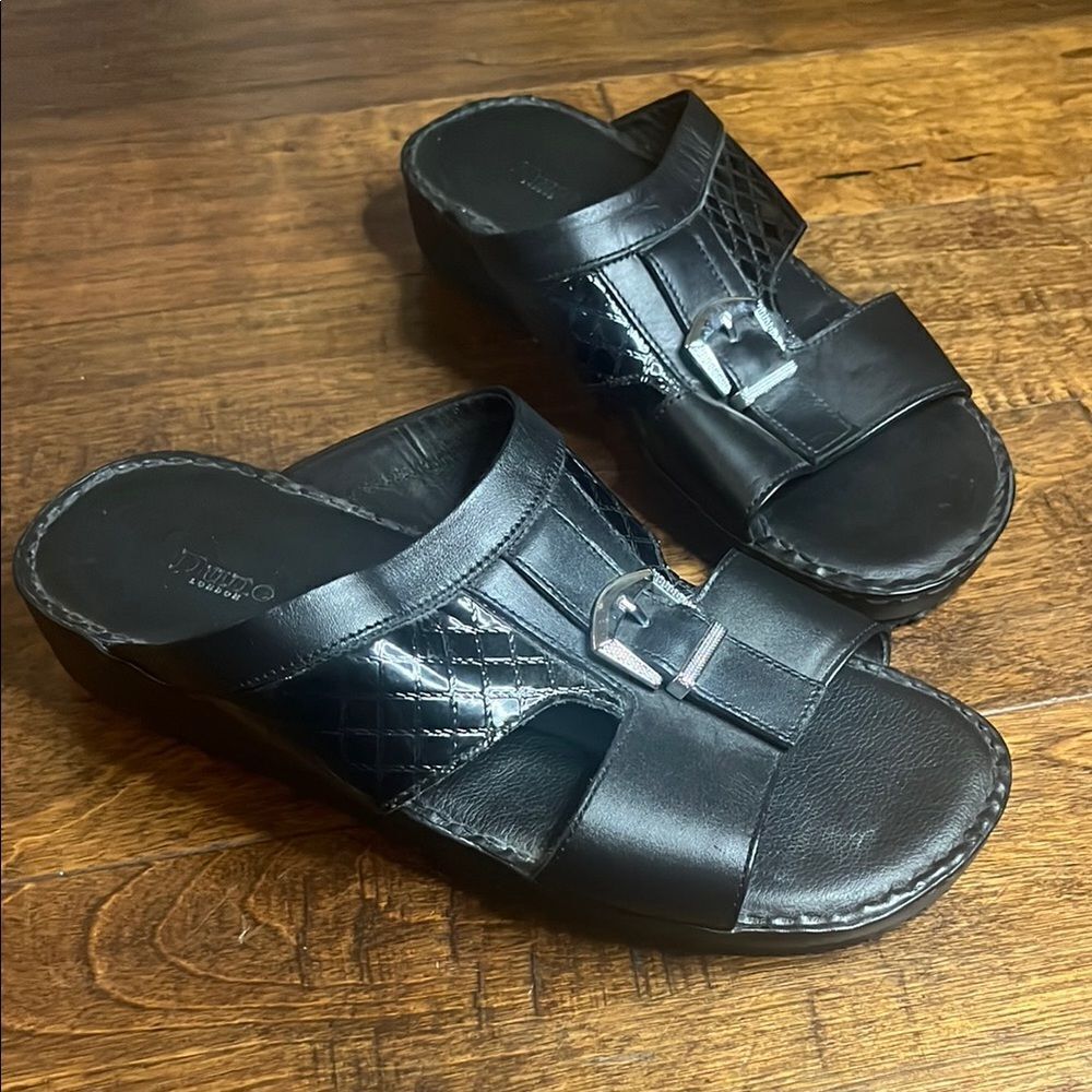 Dune London Black Leather Silver Buckle Sandal, size 43/10 US